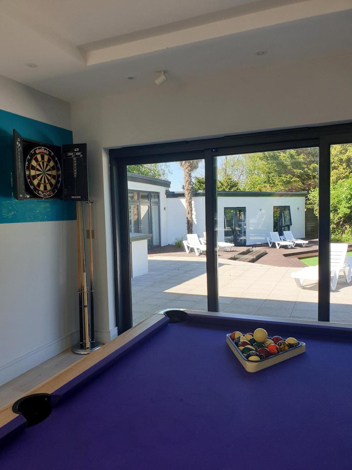 Tranquil & Unique Villa On The Uk'S Sunniest Place Ratton Exterior foto
