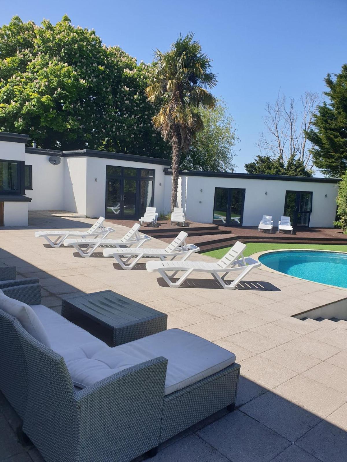Tranquil & Unique Villa On The Uk'S Sunniest Place Ratton Exterior foto